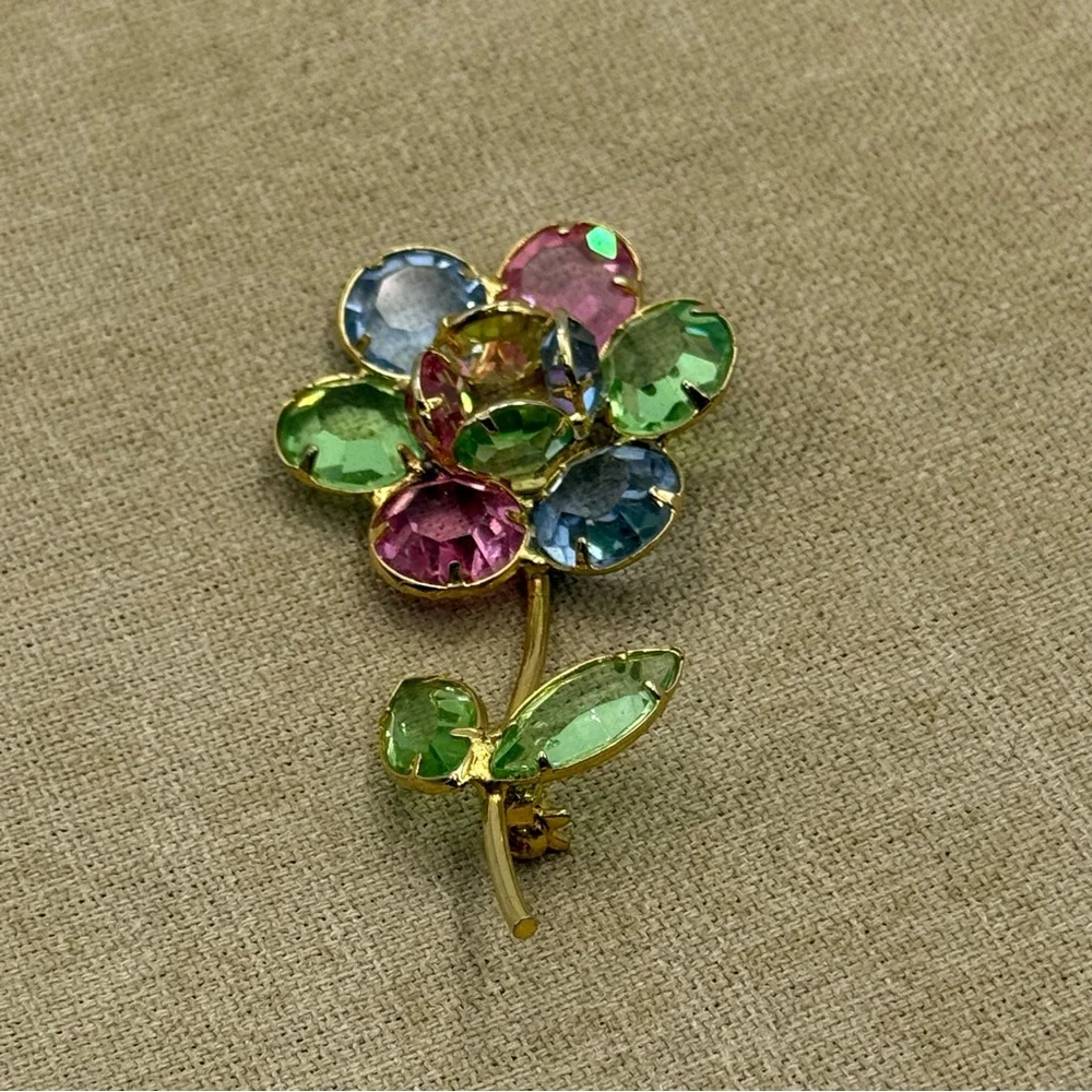 Vintage uranium glass 1980s Elegant Multicolor Floral Brooch - Picture 1 of 9